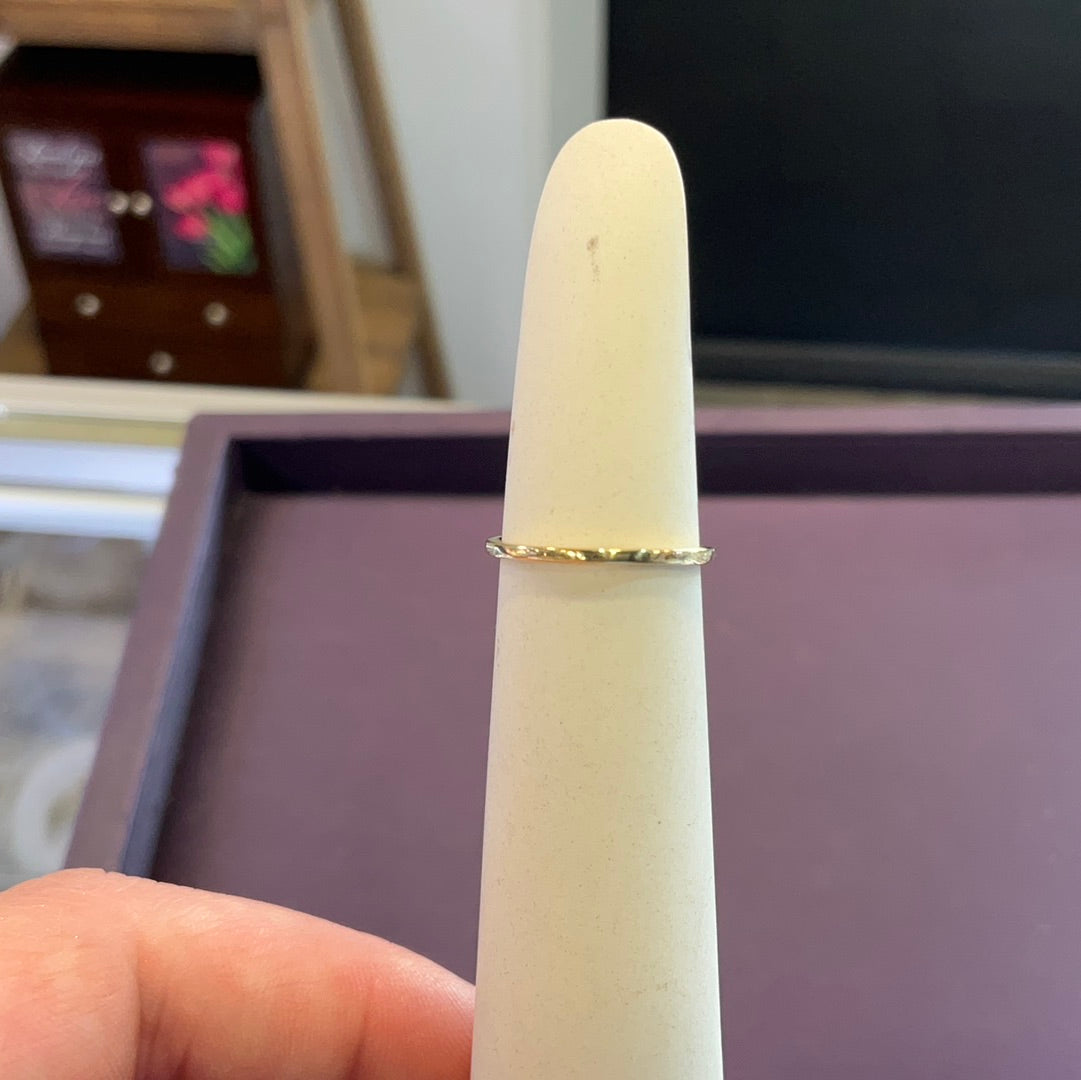 14ky Thin Gold Band
