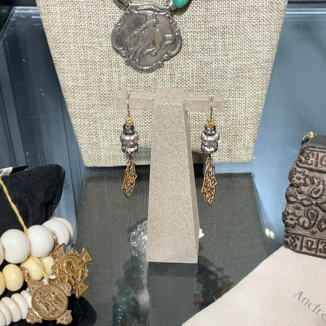 Lattice Drop w/ Rhinestone Ear