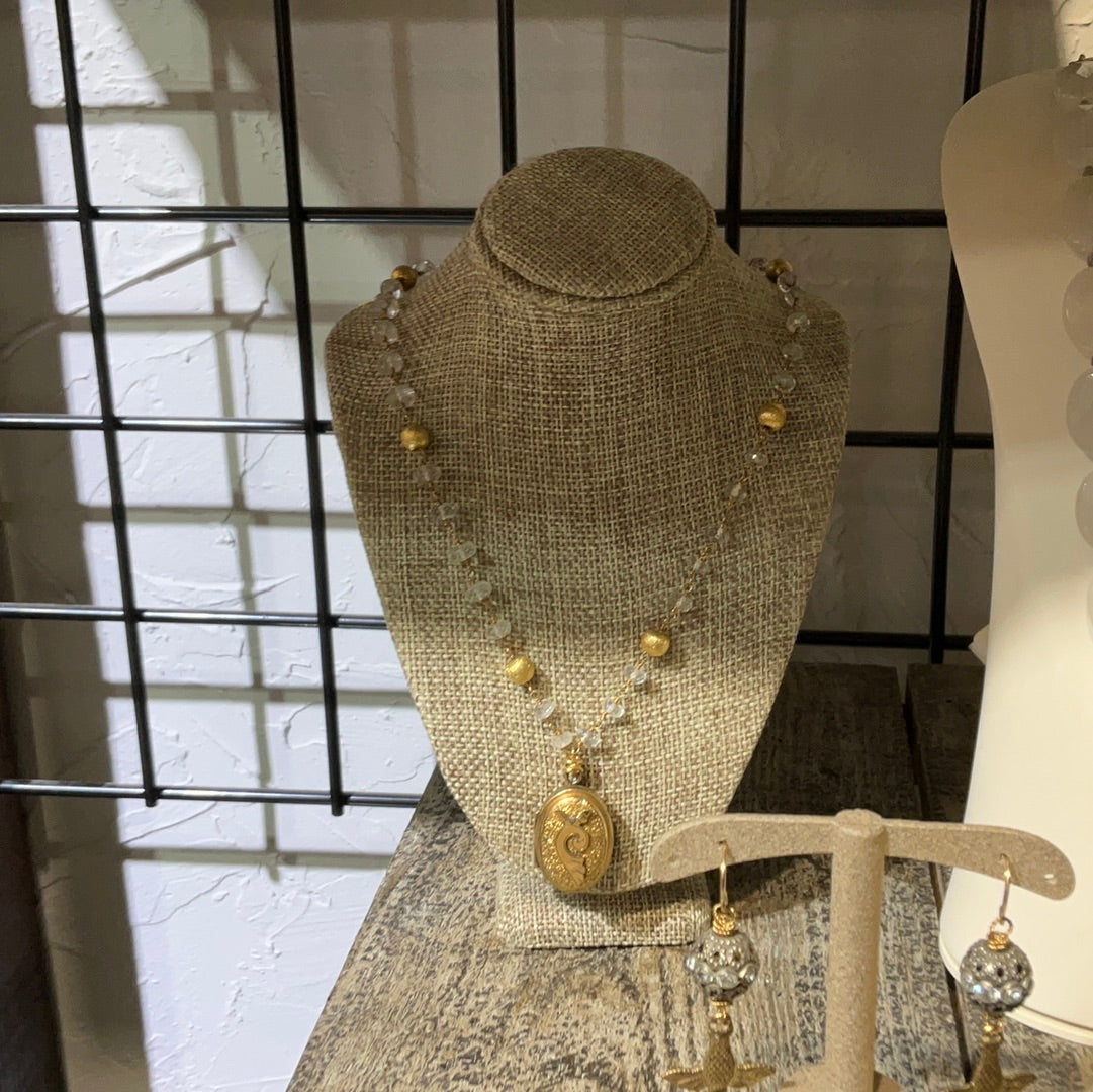 Moonstone rosary w/vermeil stat