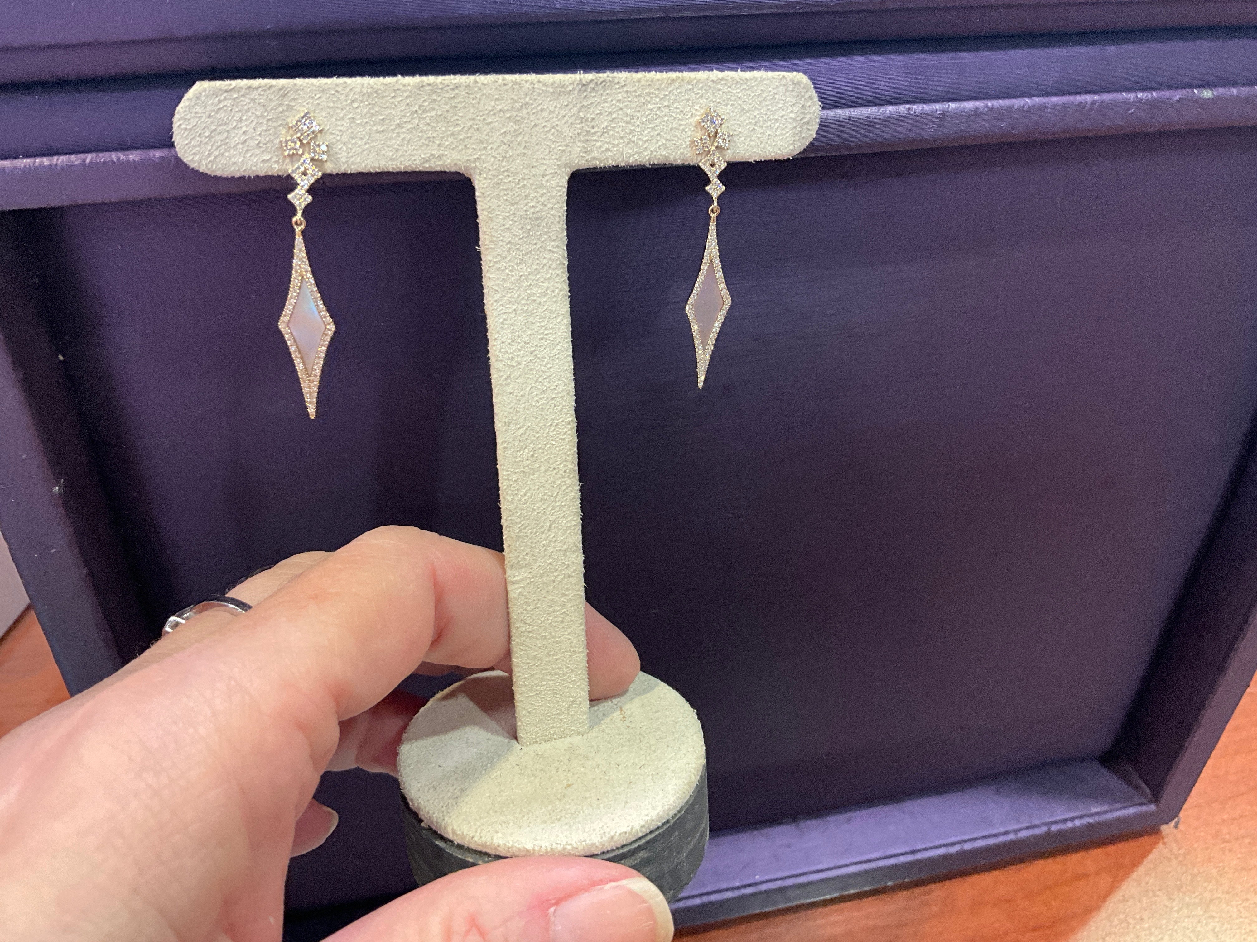 14KY.36 Ct Dia/Pink MOP Earrings