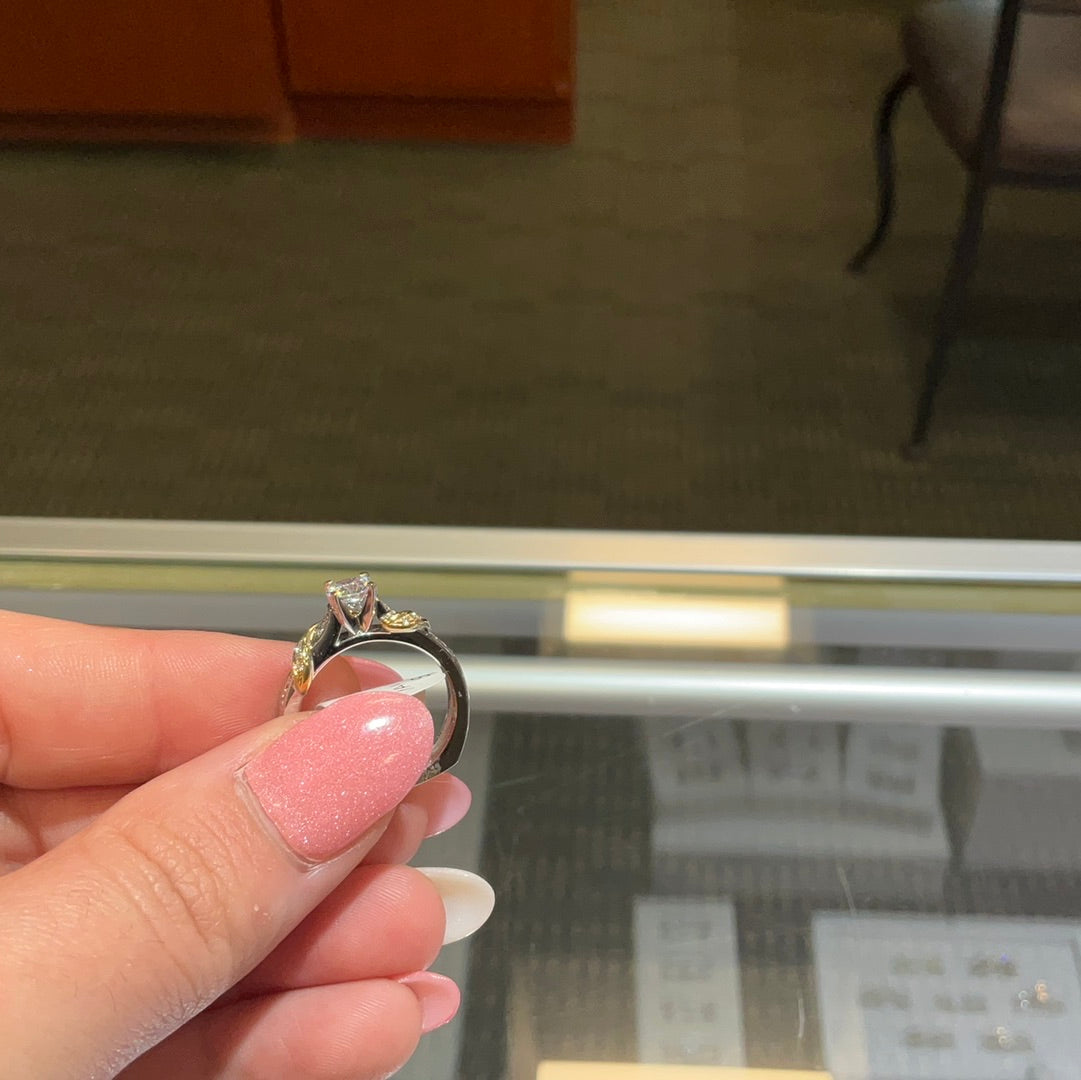VALINA 14KT .14 CT SEMI