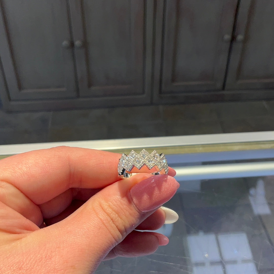 14KW .97CT Points Dia Ring